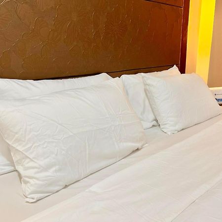 Luxury Hotel Type Condo Near Naia Manila Airport Paranaque City Zewnętrze zdjęcie